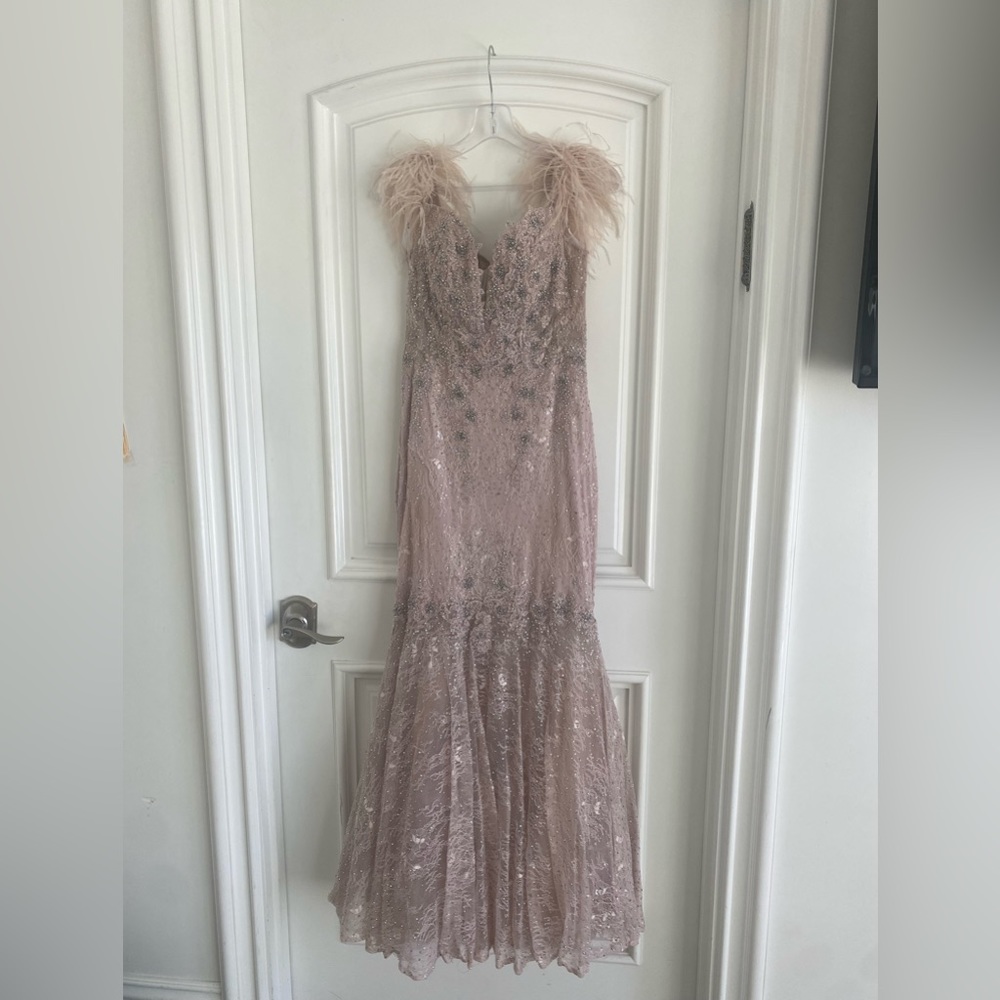 Mac Duggel Cream Color With Sequence And Feather … - image 7